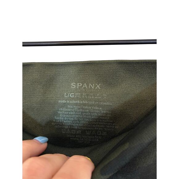 Spanx Look At Me Now Leggings Camo Green Seamless L Pilates Utility Gorpcore - Picture 2 of 5